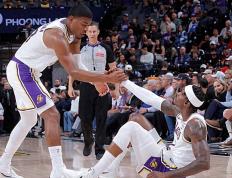 进攻(gōng)回暖！湖人锋线渐入佳境