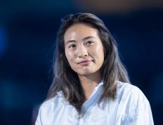 郑钦文退出十五运会网球比赛