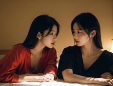 三角肌训练方法？一对哑铃训练三个动作，完美实现倒三角！