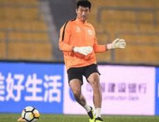 意外！不是王大雷也不是于金永，他是唯一入围金手套奖的鲁能门将