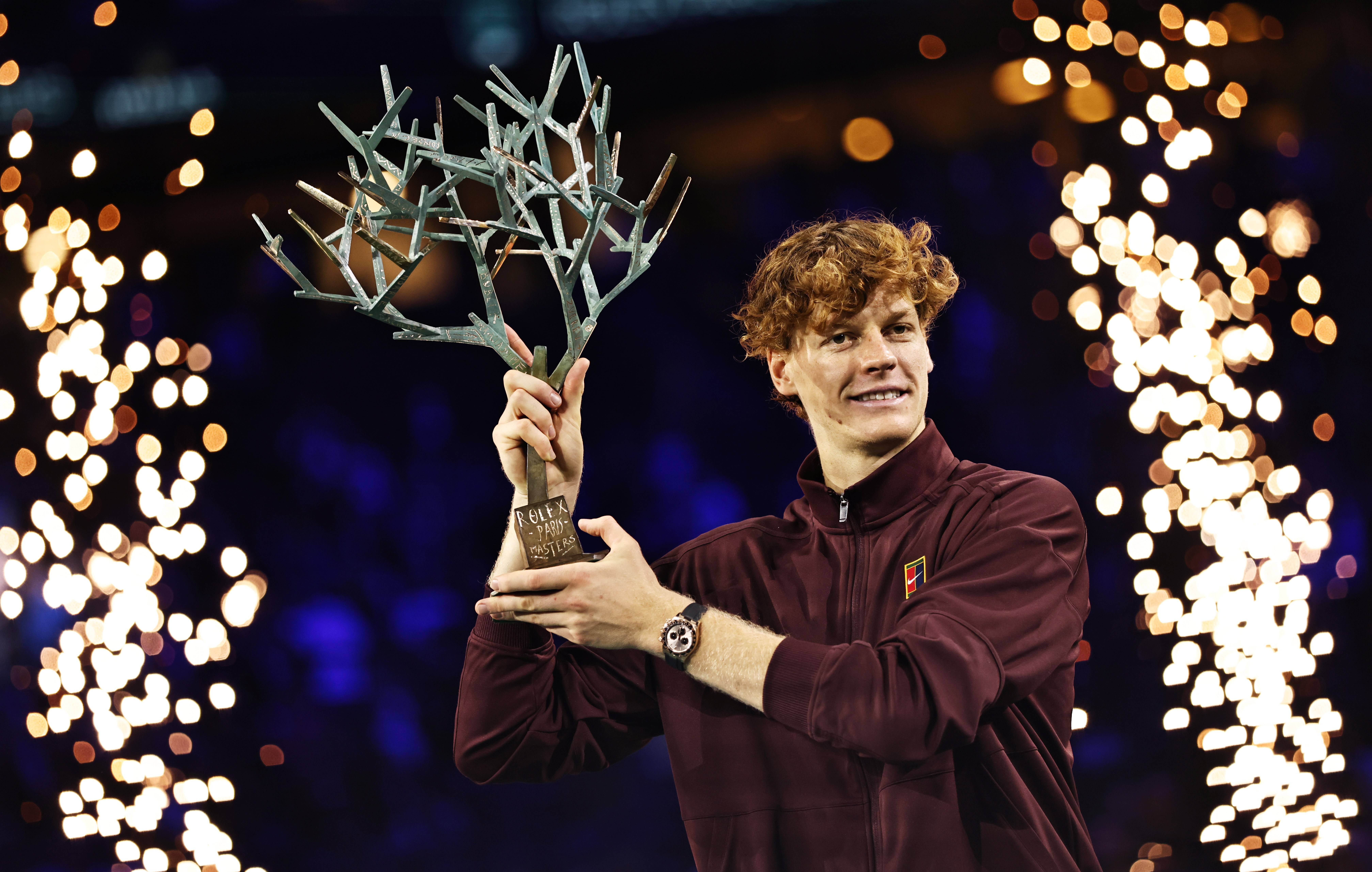 巴黎网球大师赛：辛納(nà)夺冠