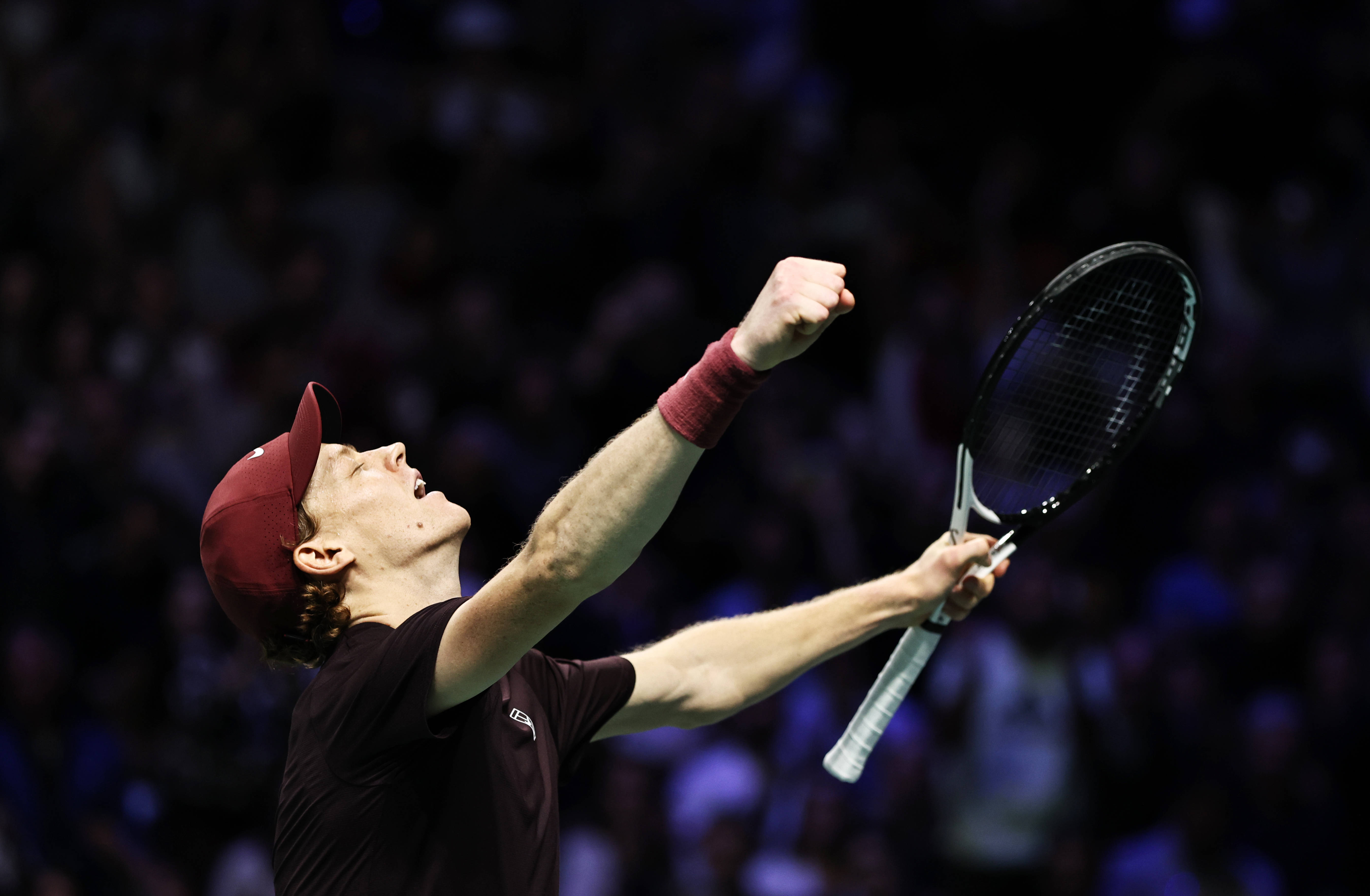 巴黎网球大师赛：辛納(nà)夺冠