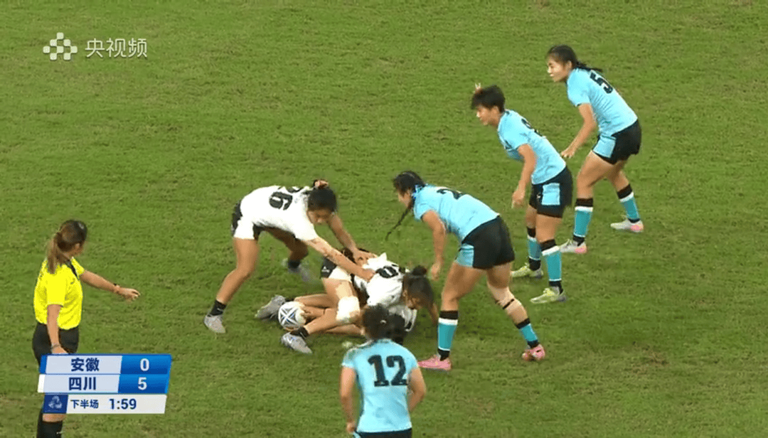 青神橄榄球队代表四川夺全运会铜牌